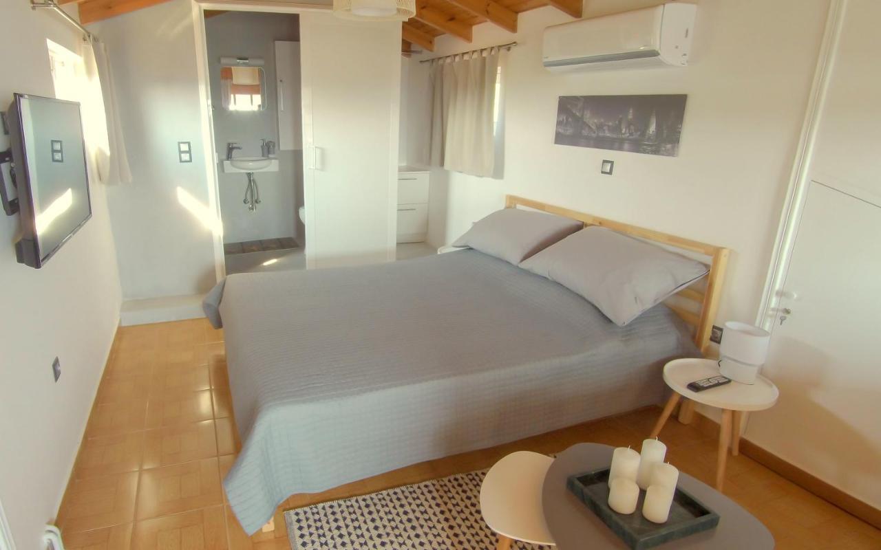 Augoustinos - Sea Side Luxury Apartments Ártemida Kültér fotó